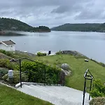 Ved Sjoen I Idylliske *