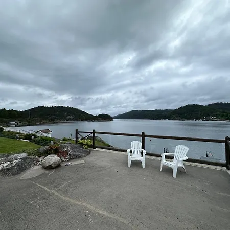 Ved Sjoen I Idylliske Apartment *