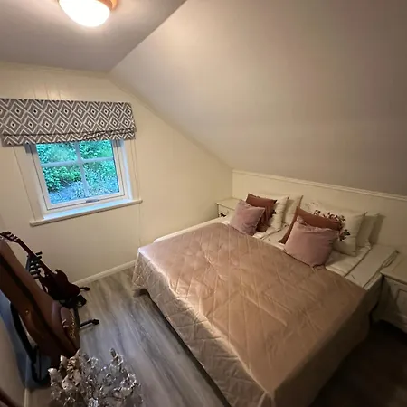 Ved Sjoen I Idylliske