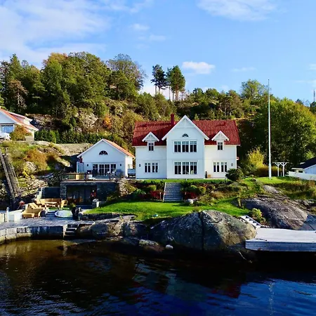 Ved Sjoen I Idylliske Apartment